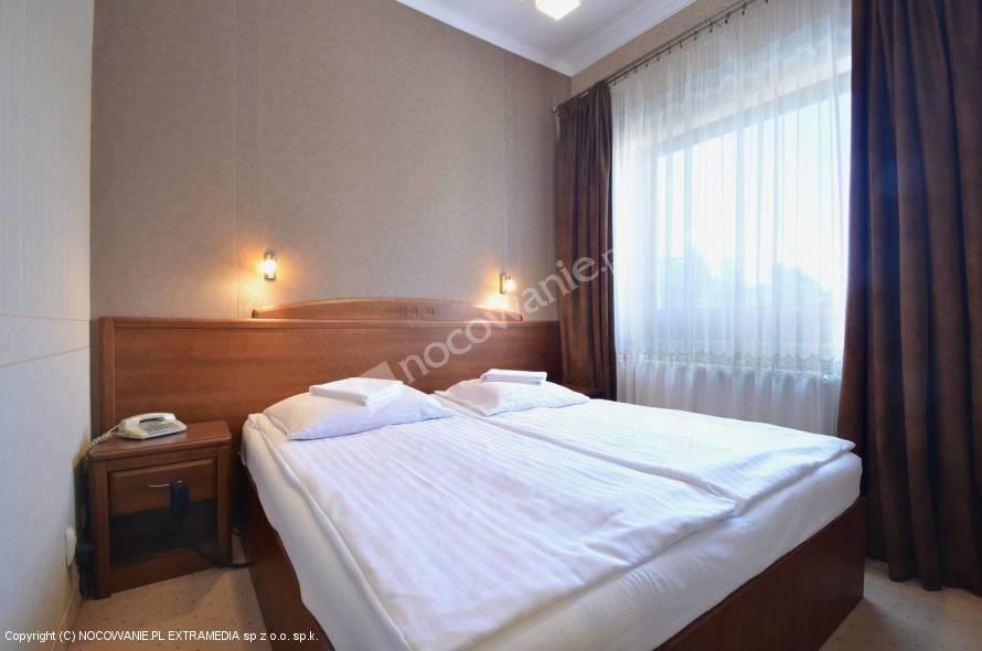 Hotel Polonia Augustów Buitenkant foto