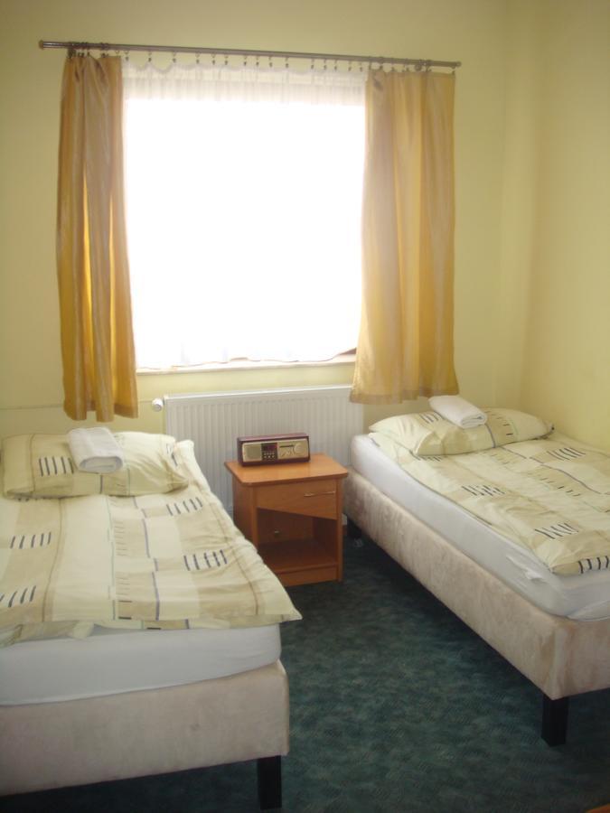 Hotel Polonia Augustów Buitenkant foto
